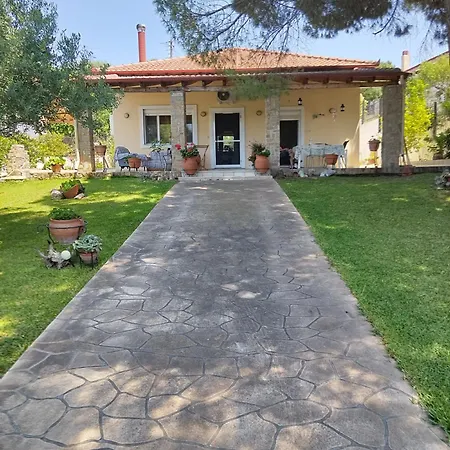 منتزه العطل Summer House Toula Nea Kallikrateia